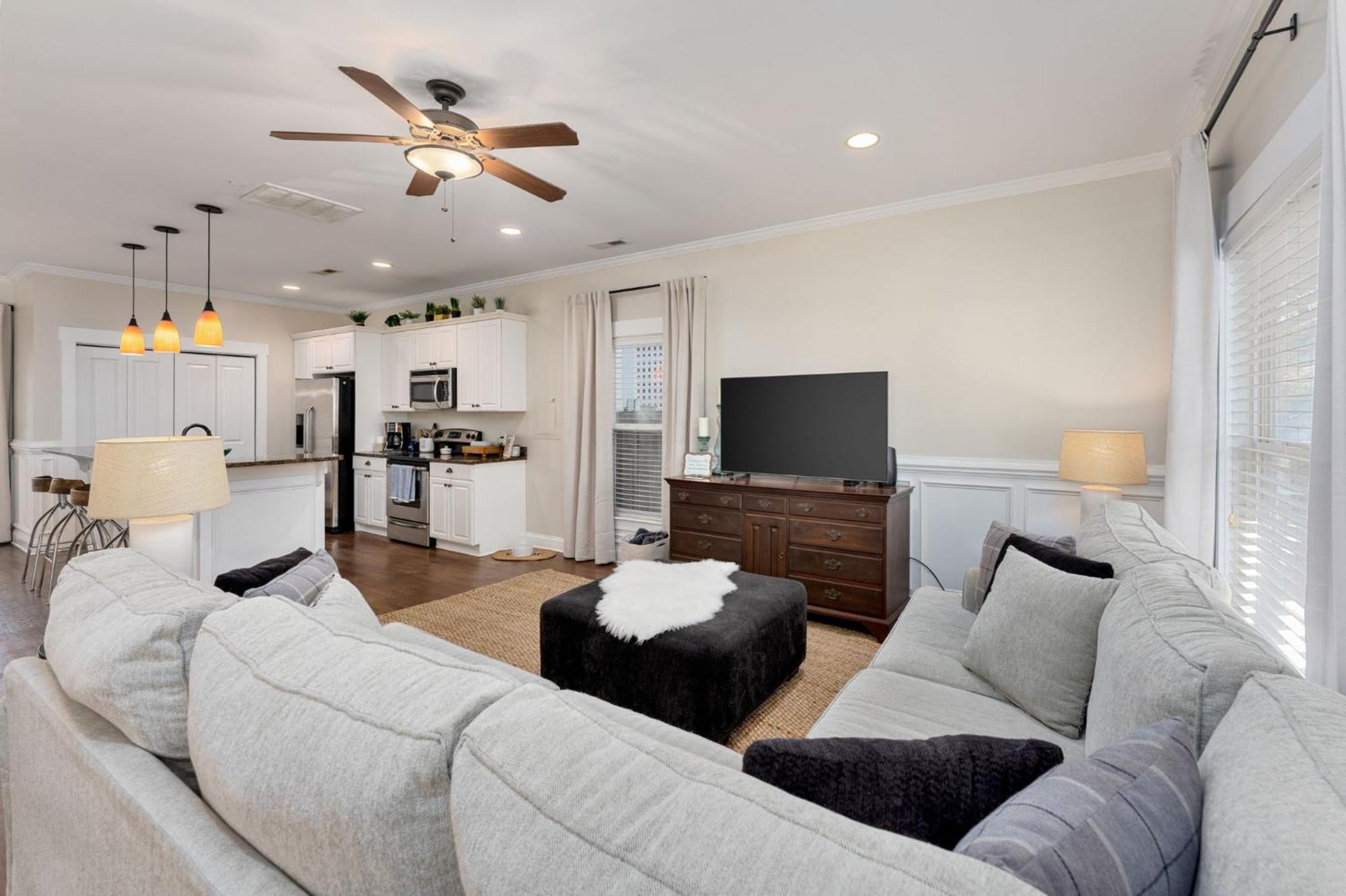 Downtown Wilmington Home ~ Pet Friendly Bagian luar foto