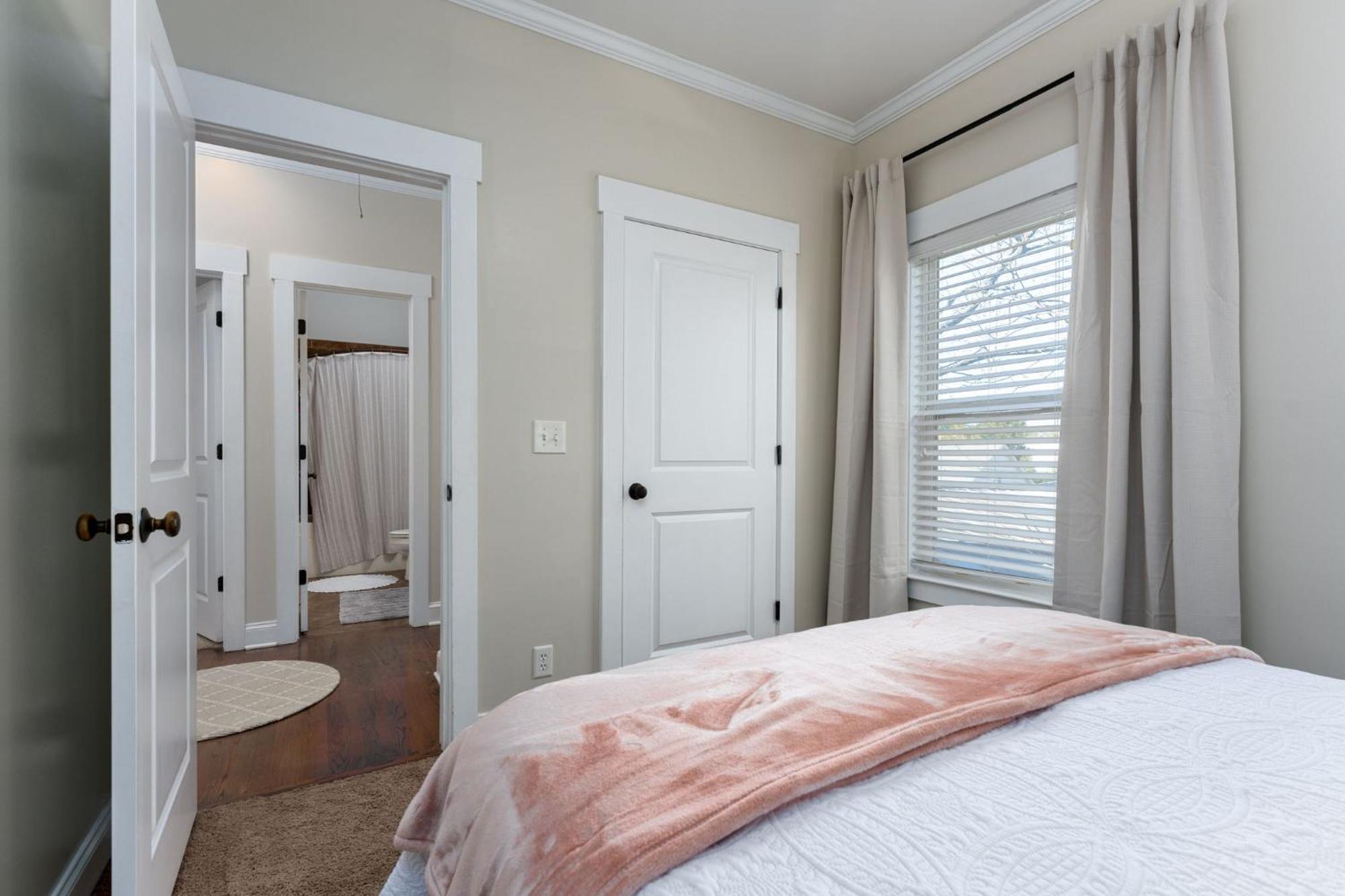 Downtown Wilmington Home ~ Pet Friendly Bagian luar foto