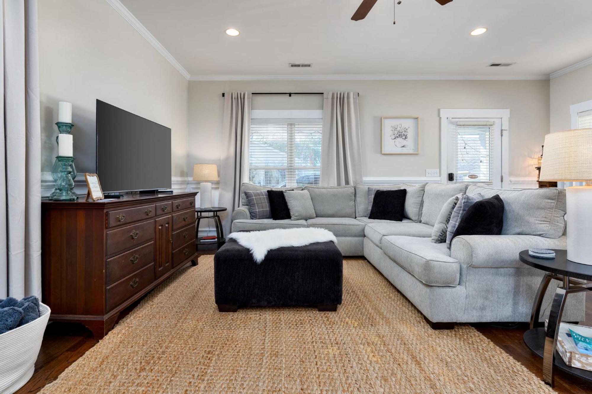 Downtown Wilmington Home ~ Pet Friendly Bagian luar foto